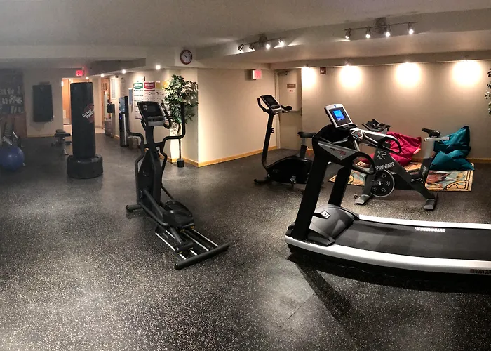 Brewster Mountain Lodge